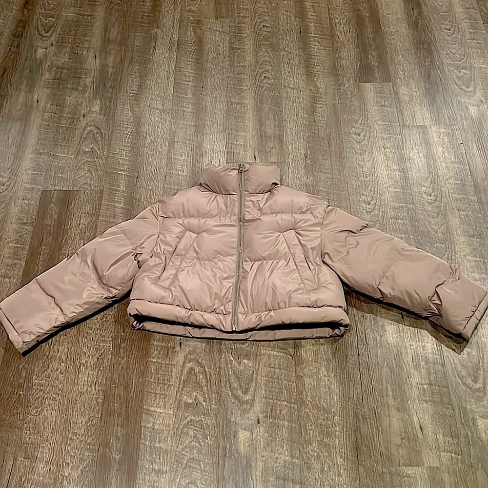 Small Cropped Tan Puffer Jacket